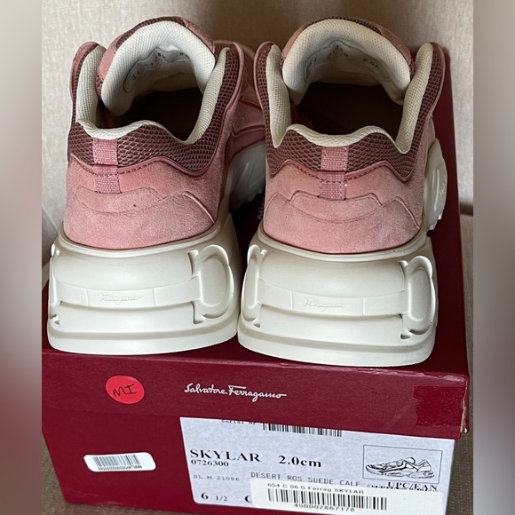 New Salvatore Ferragamo Chunky Skylar Sneakers - Picture 12 of 16